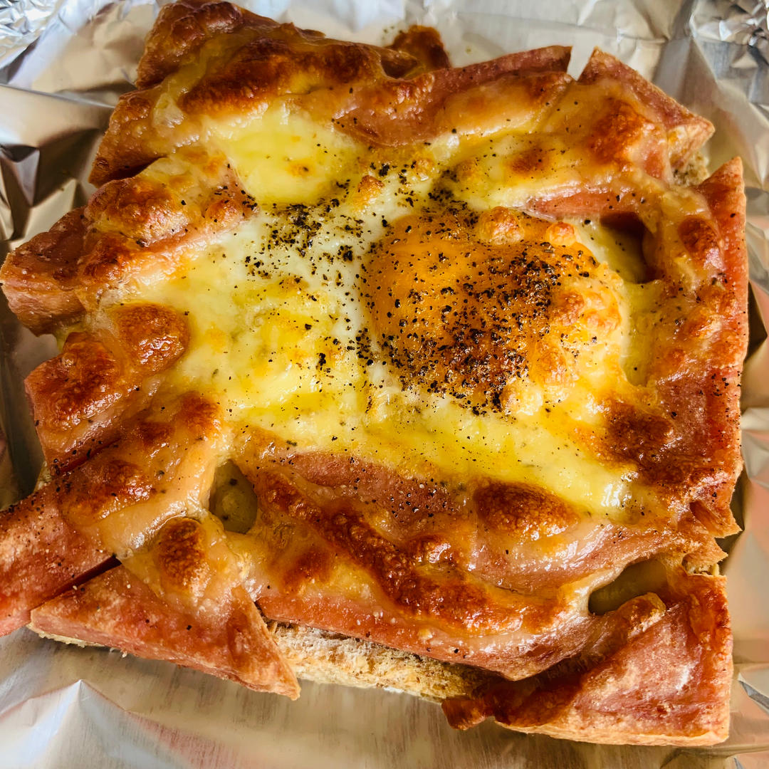 芝士火腿鸡蛋烤吐司