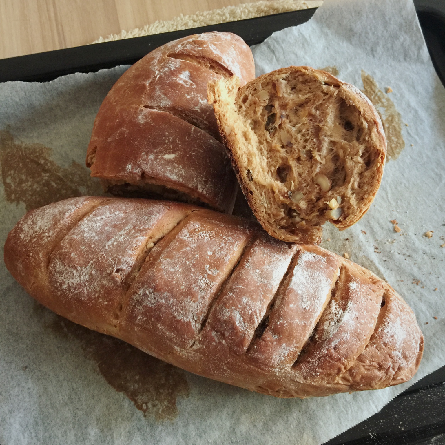 黑麦核桃红糖面包