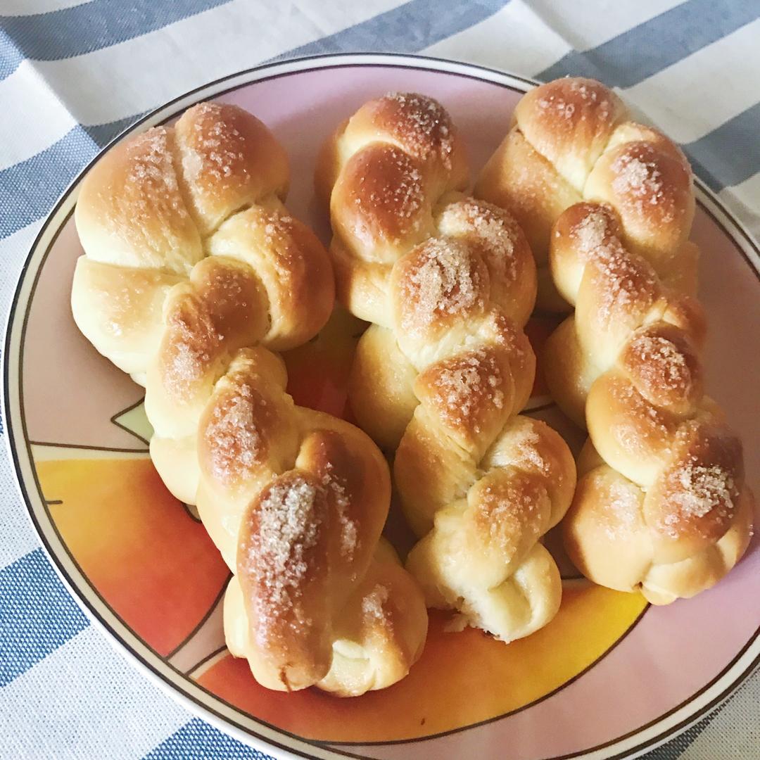 砂糖麻花面包（两股辫子）