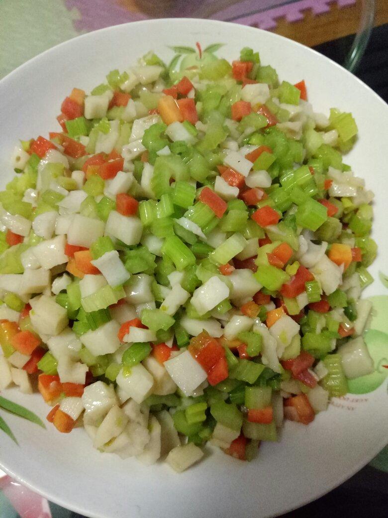 芹菜胡萝卜碎
