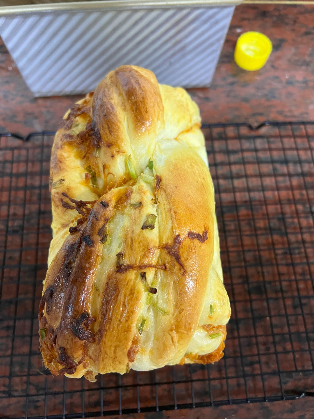 香葱肉松手撕吐司