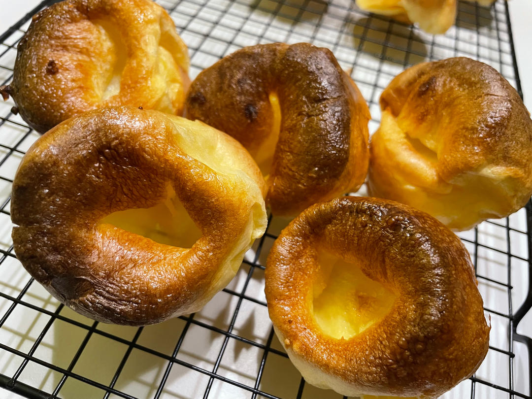 小白变大厨，英国传统美食-约克夏布丁(Yorkshire pudding)