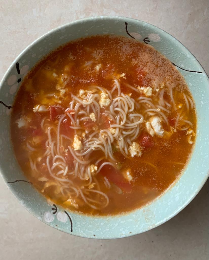 热汤面