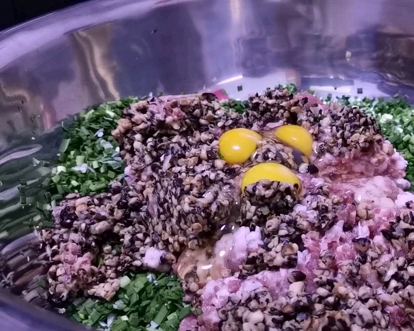 香菇韭菜猪肉饺的做法 步骤5