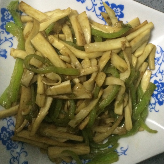 青椒素炒杏鲍菇