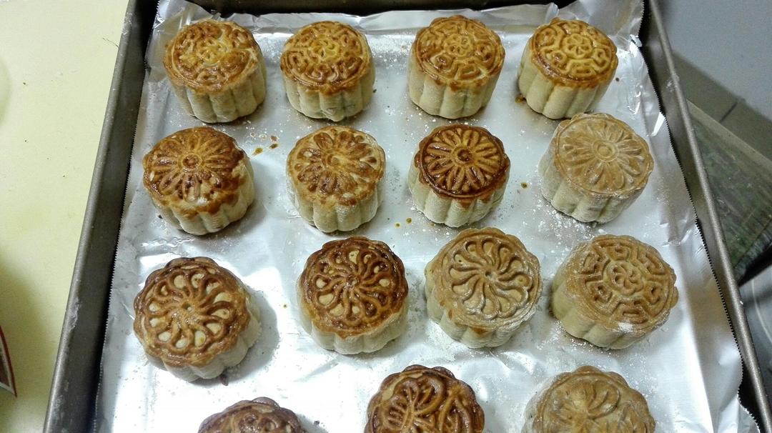 广式五仁月饼