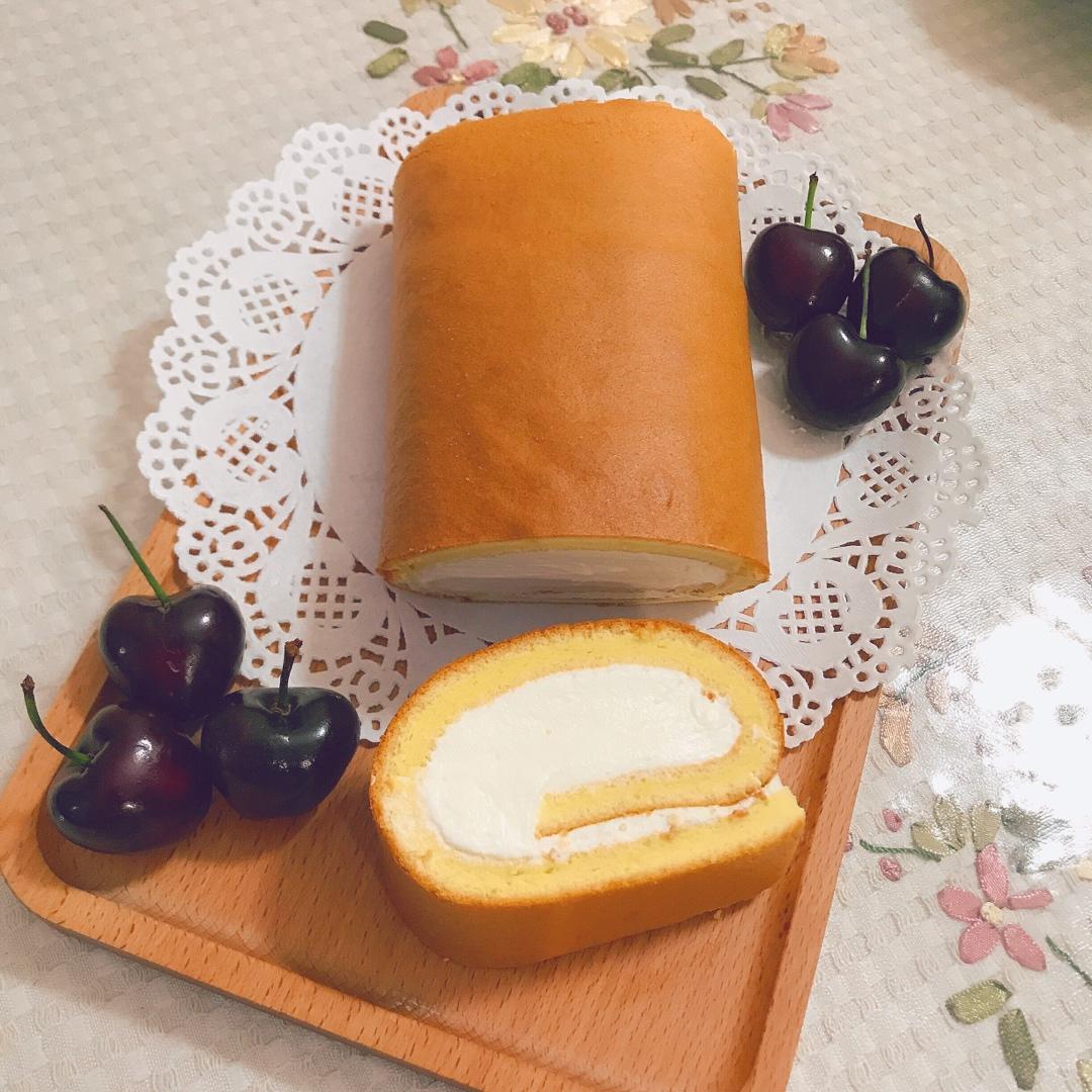 《Tinrry下午茶》教你做基础原味蛋糕卷