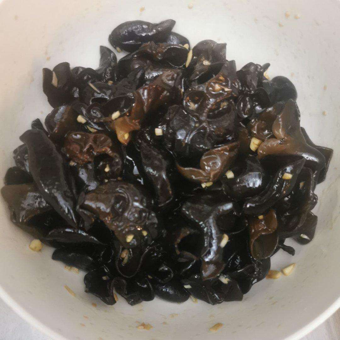 凉拌黑木耳