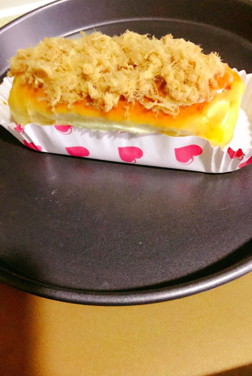 里松外松肉松面包