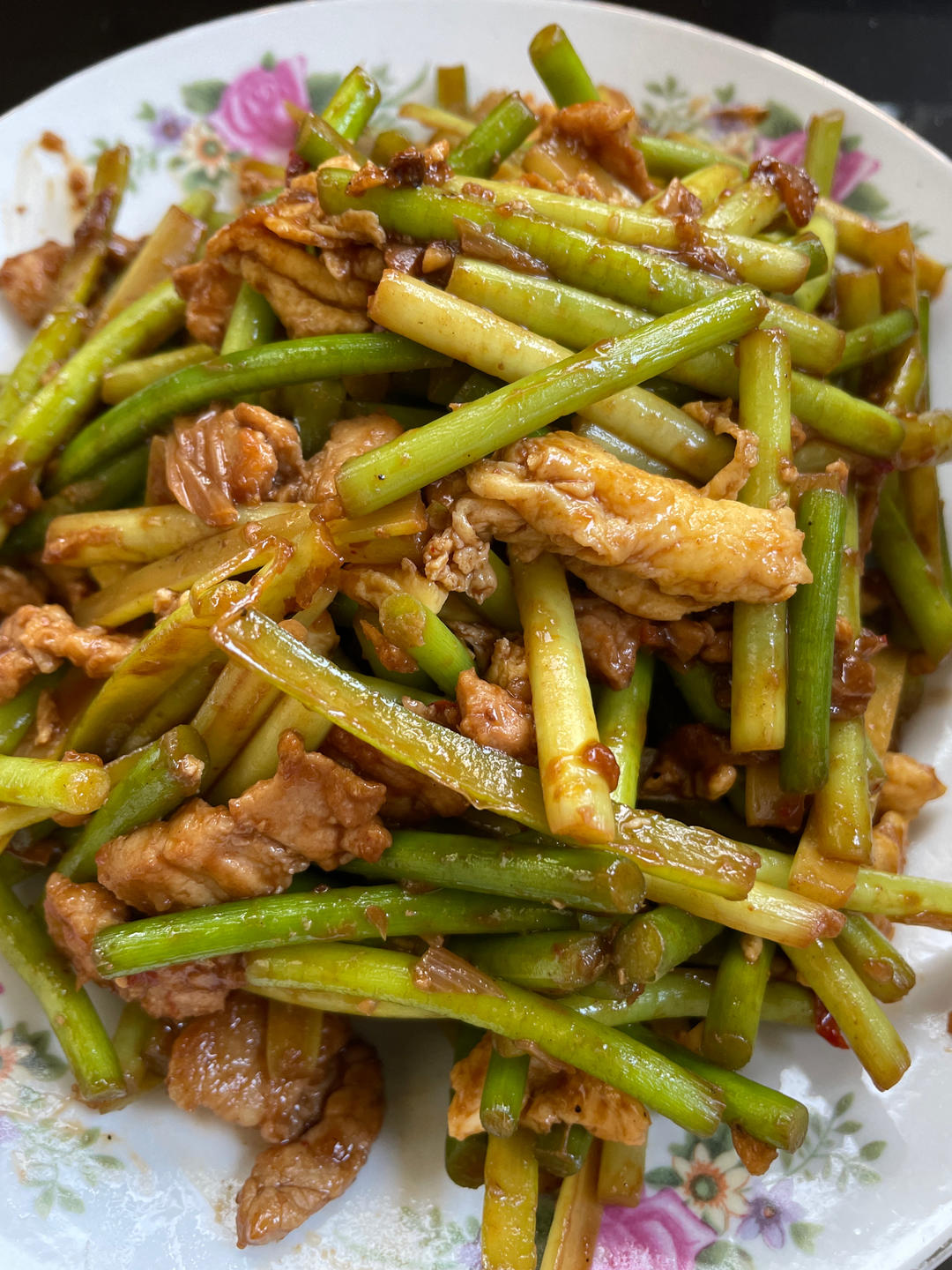 这菜太费饭！酱香蒜苔炒鸡蛋