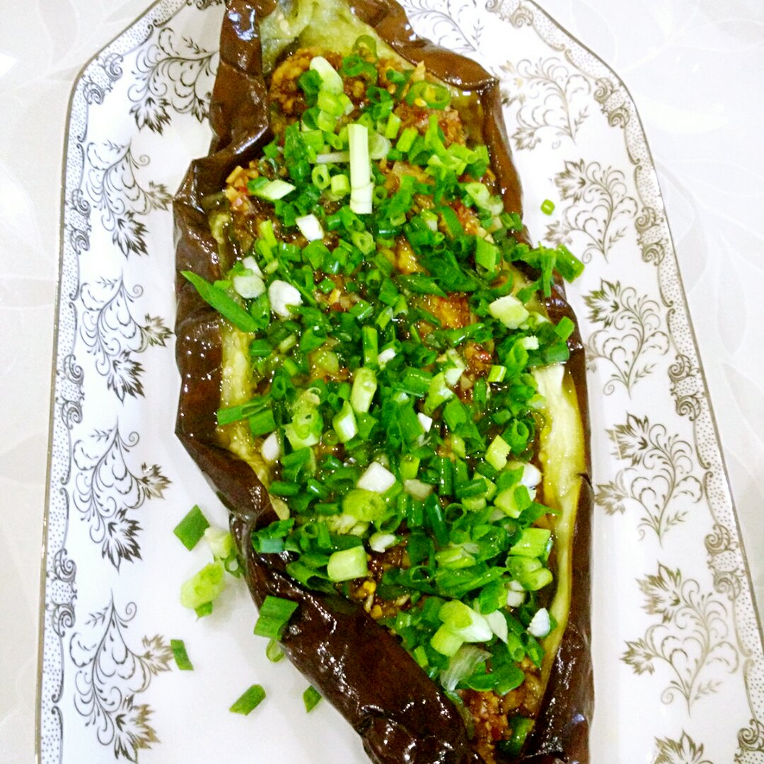 CC招牌菜销魂烤茄子，百吃不厌！