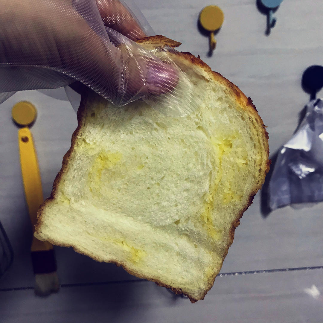 椰蓉满满吐司！幸福的味道。