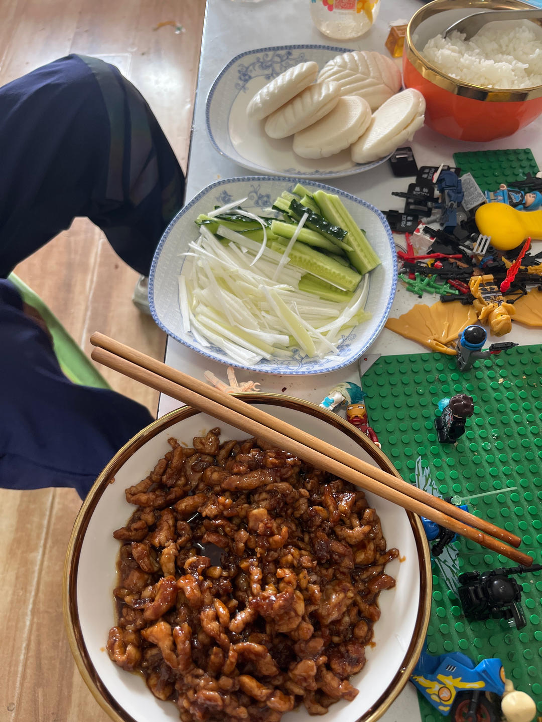 京酱肉丝