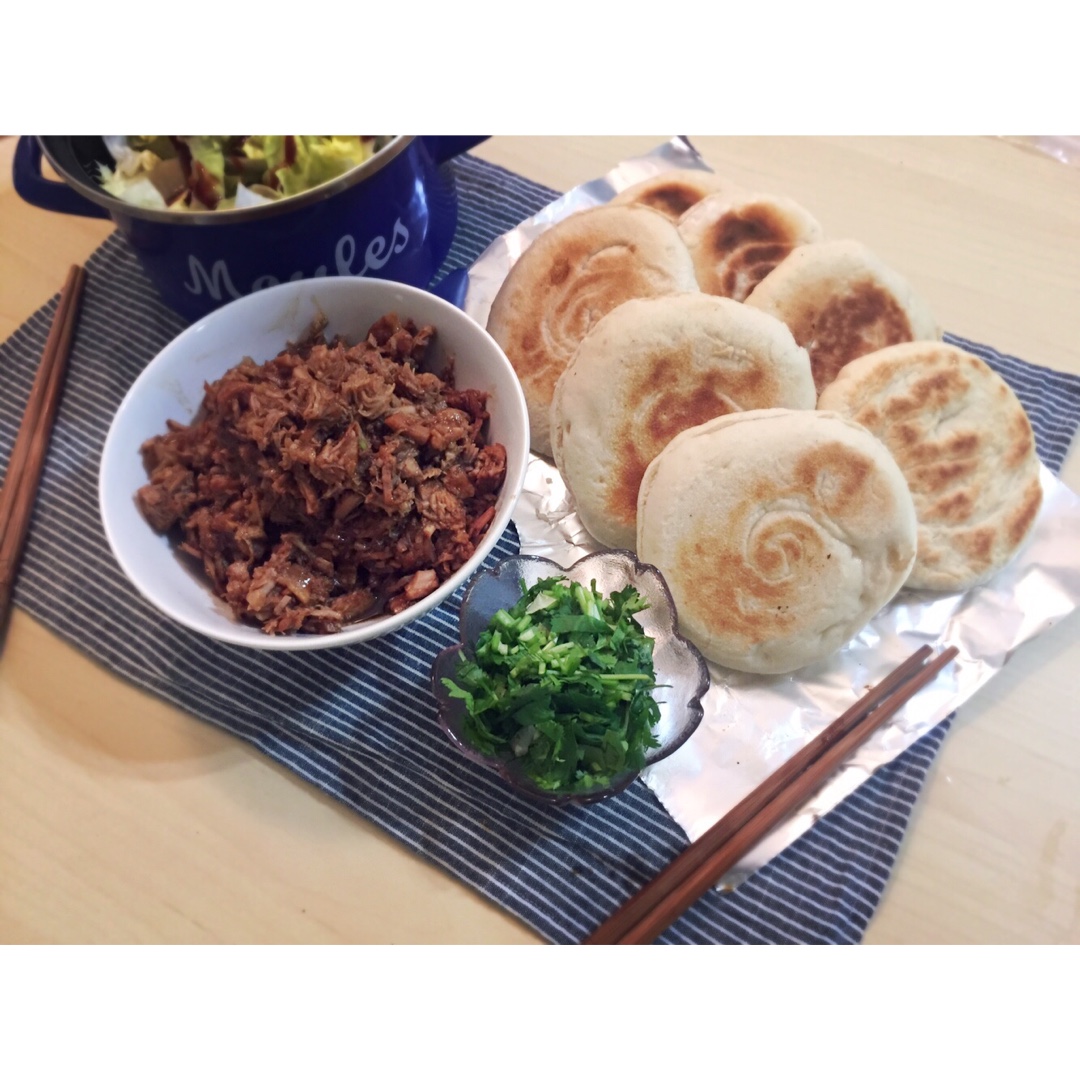 腊汁肉夹馍
