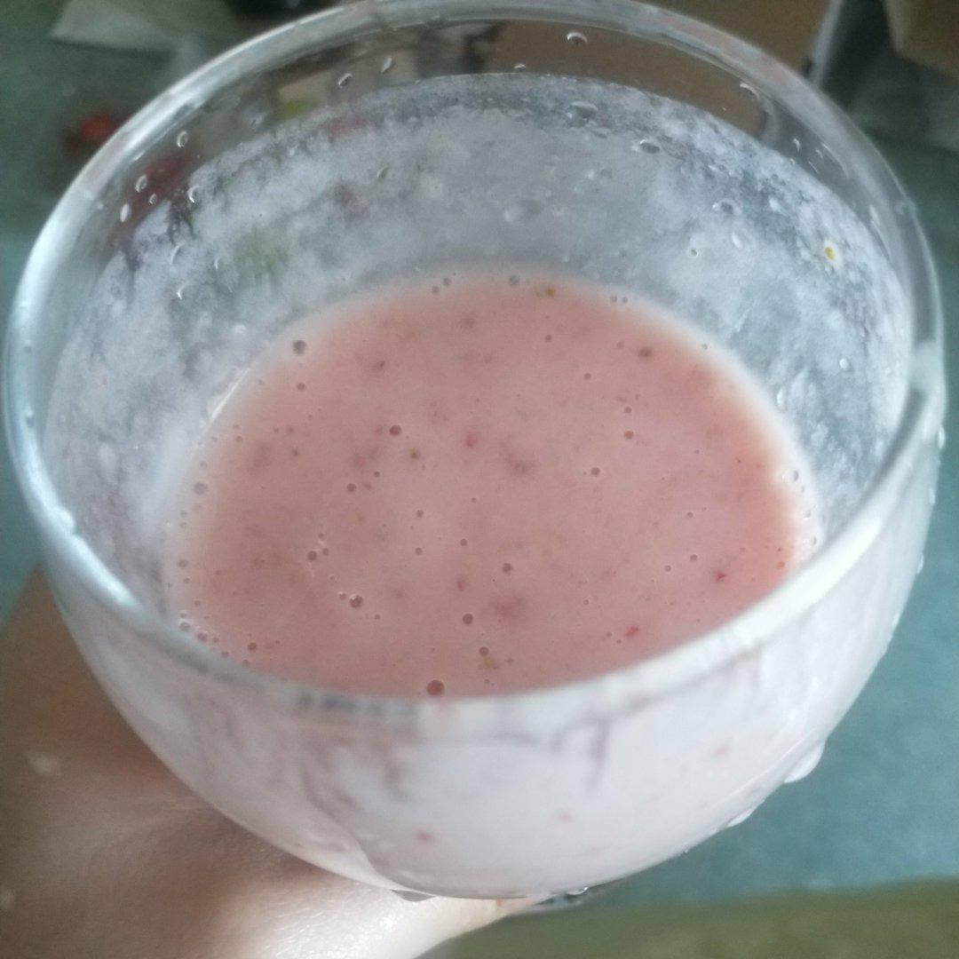 【3秒钟草莓香蕉牛奶\奶昔】果汁机➕水果牛奶的亲密合作