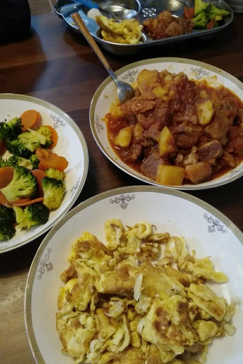 番茄土豆炖牛腩