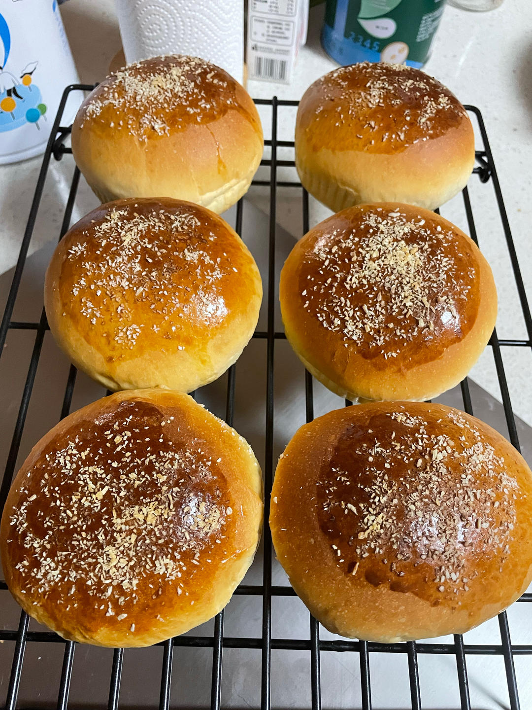 没有人能拒绝早餐来一块「椰蓉奶黄餐包」
