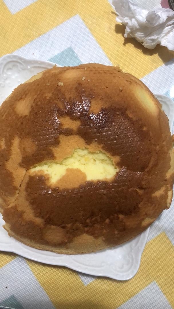 不用电子称只需要普通电饭锅做的电饭锅蛋糕