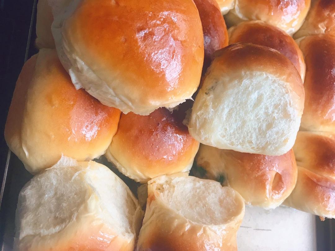 超级柔软拉丝的蜂蜜小餐包