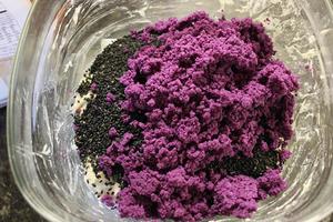 紫薯黑芝麻天然酵种欧包丨健康·烘焙的做法 步骤7