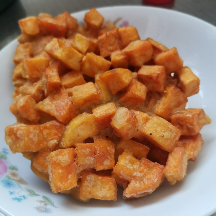 武汉传统早餐小吃-苕（红薯）面窝