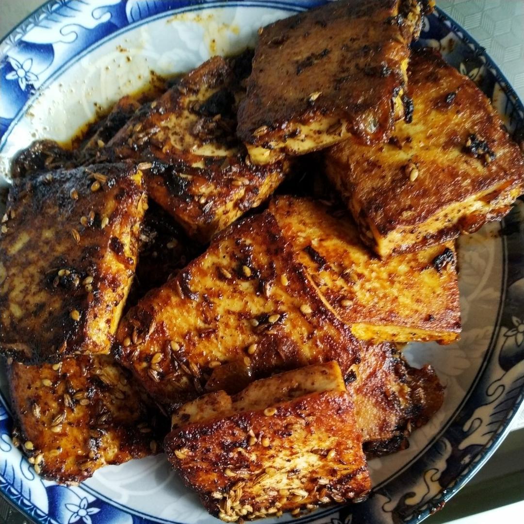 分分钟光盘，完爆路边摊的香煎孜然豆腐