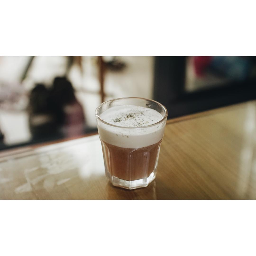 海盐芝士奶盖红茶