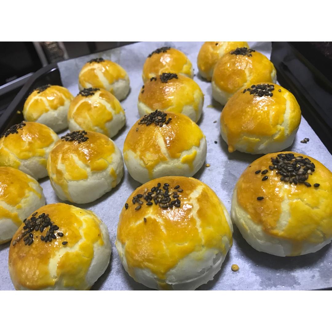 《Tinrry+》蛋黄酥