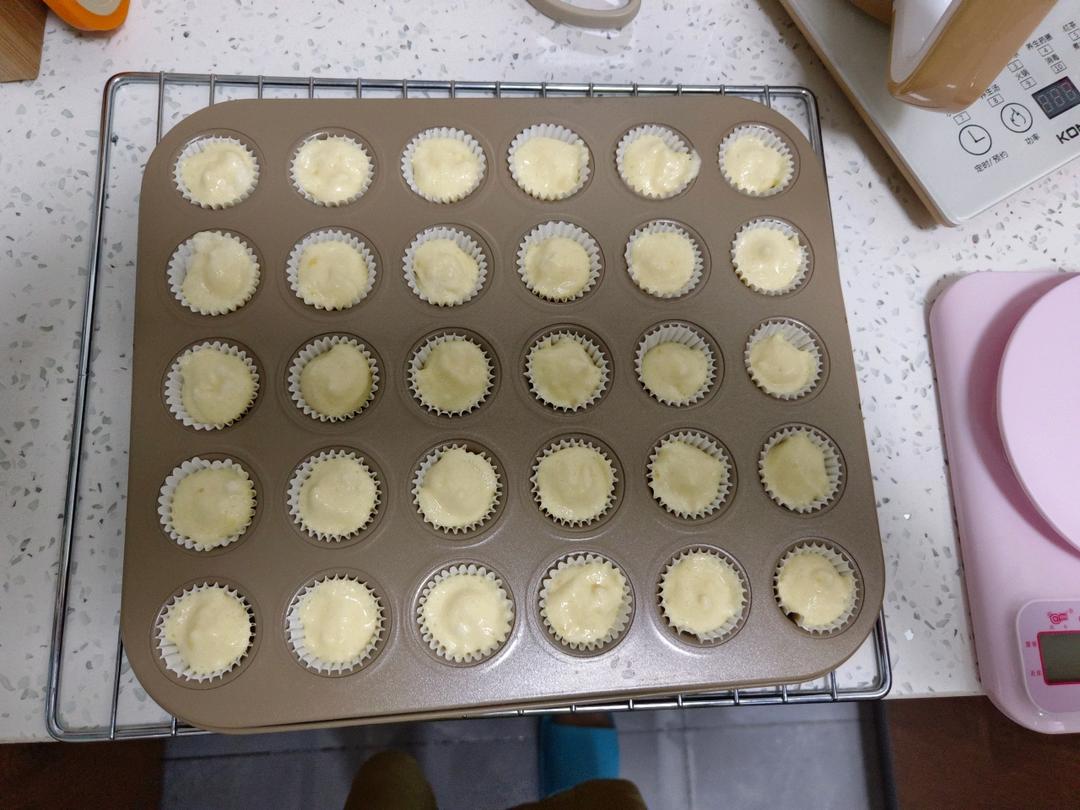 宝宝最爱的小纸杯蛋糕