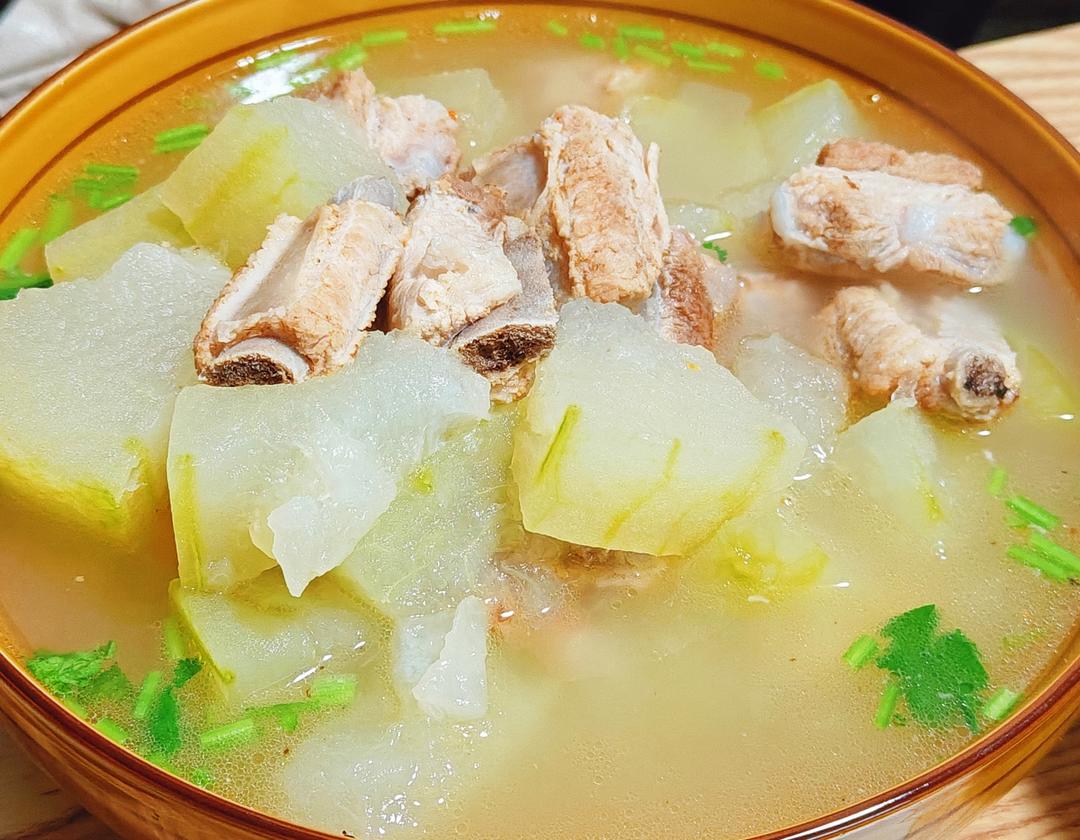 排骨炖冬瓜｜汤鲜肉烂，清爽不油腻