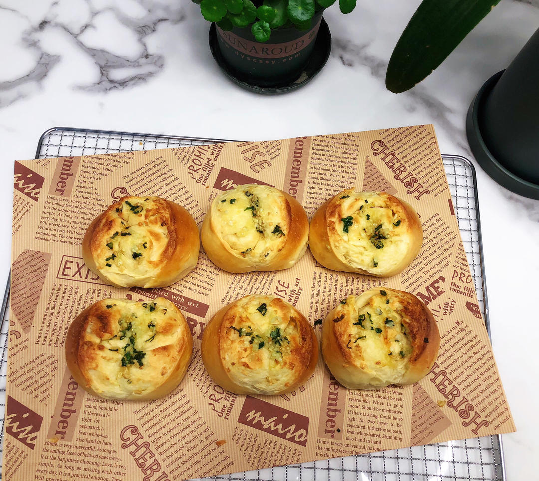 一次发酵，满屋飘香巨好吃的蒜香面包