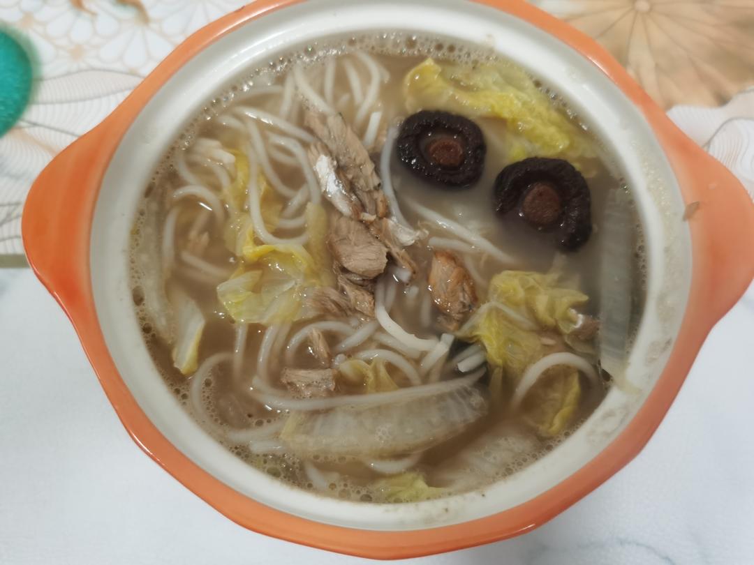 福州虾油口味的煮粉干（小鱼干版）