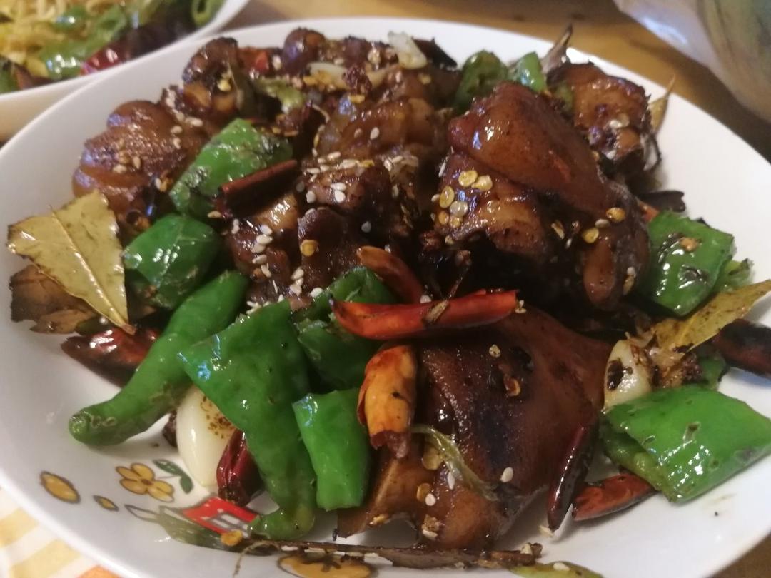 私房香辣猪蹄๑