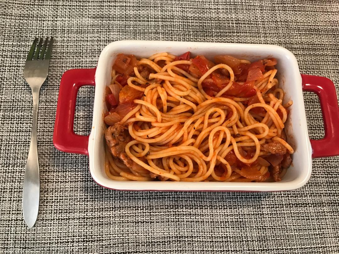 番茄肉酱意大利面