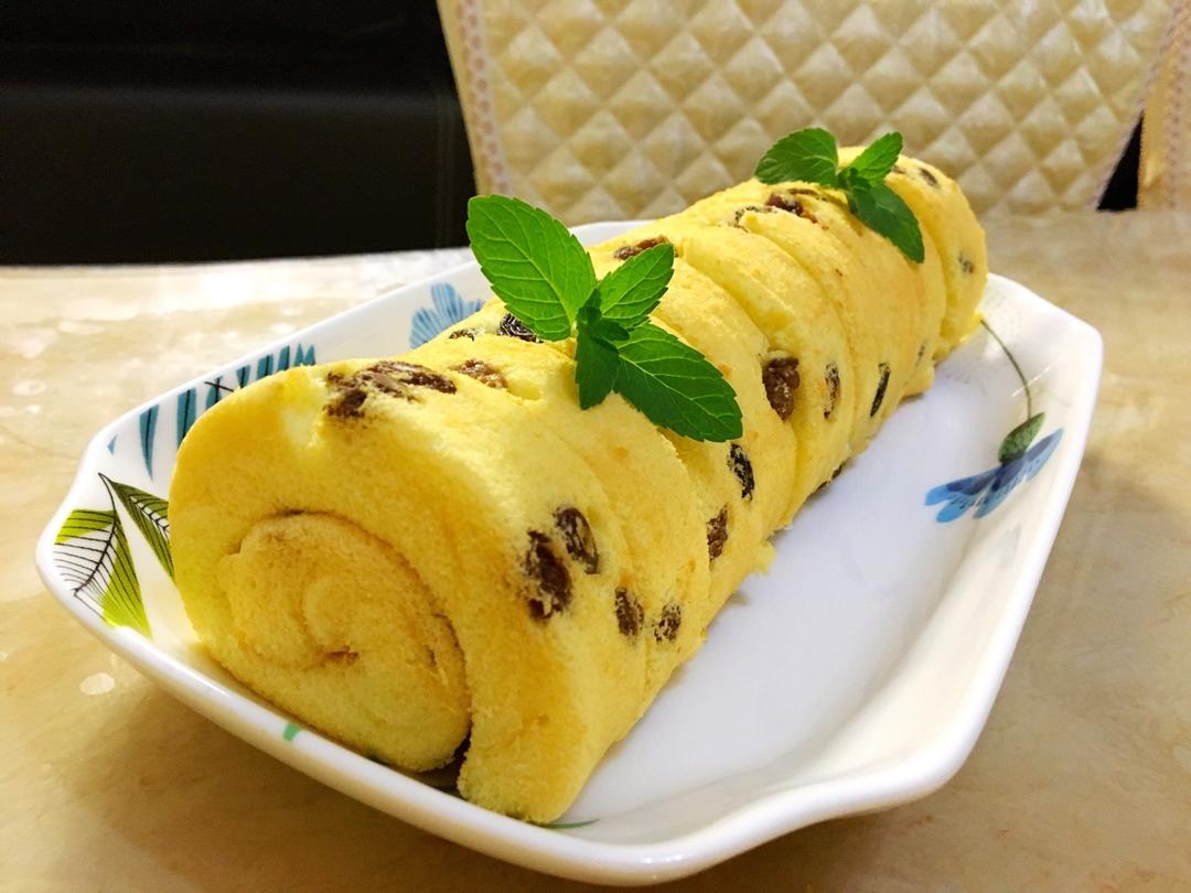 葡萄干蛋糕卷