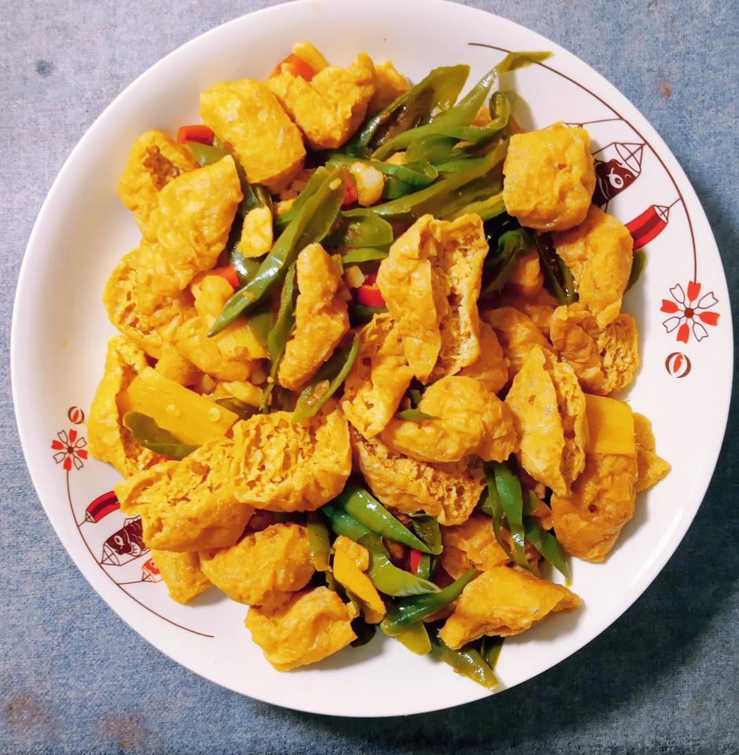 青椒油豆腐
