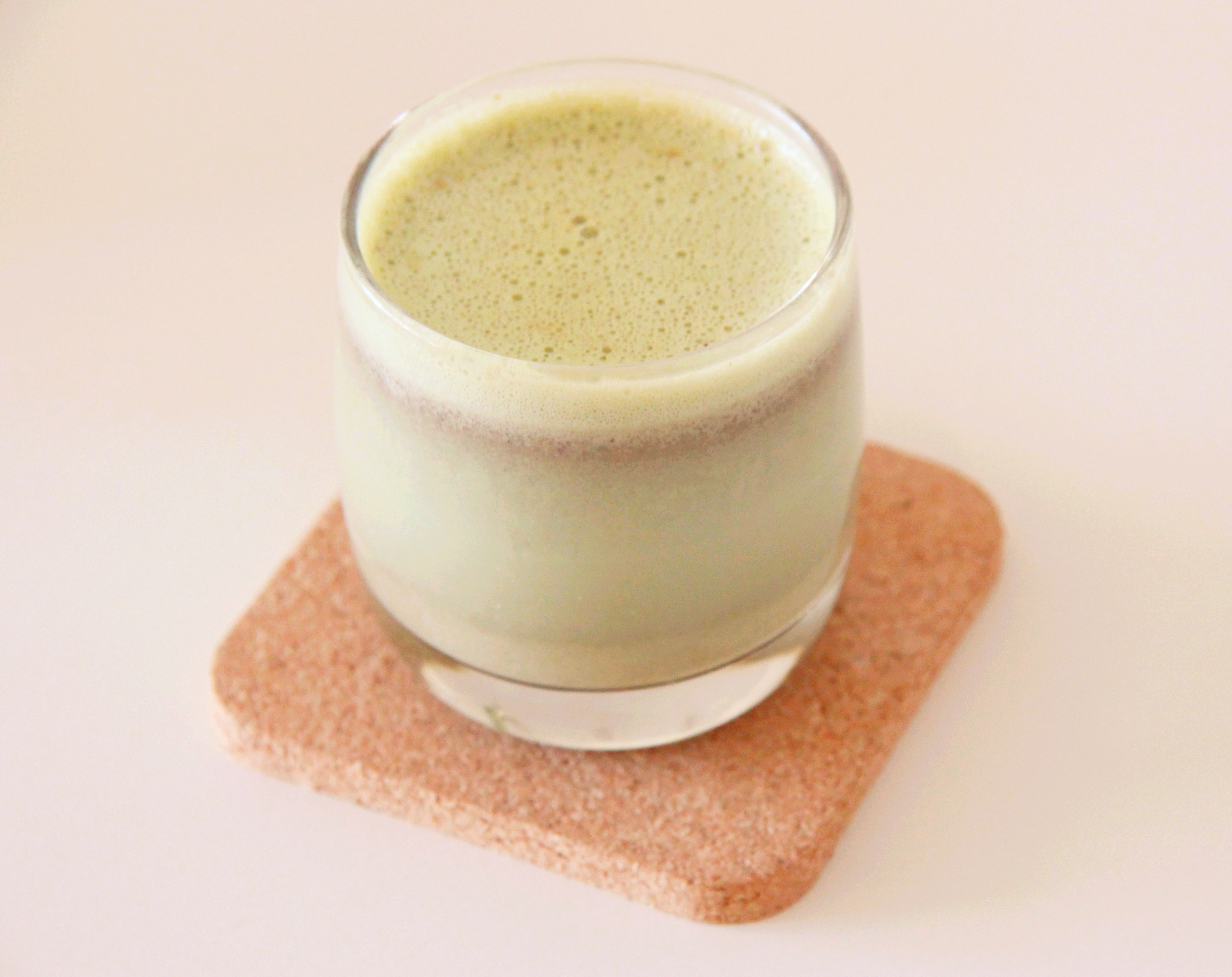 抹茶可可牛奶