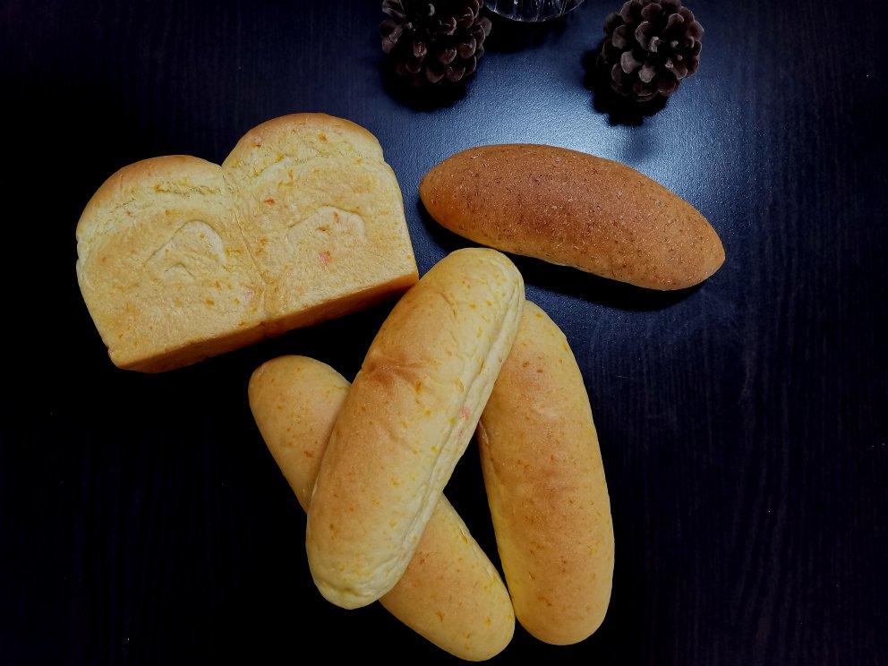 小胡萝卜热狗餐包