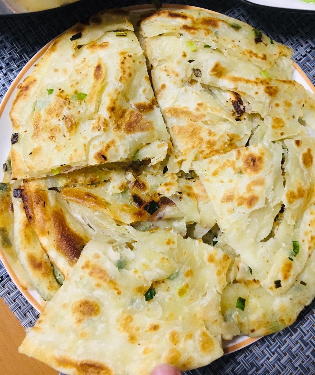葱油饼（附外酥里嫩的技巧）