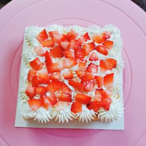 超简单的草莓奶油裸蛋糕的做法 步骤13