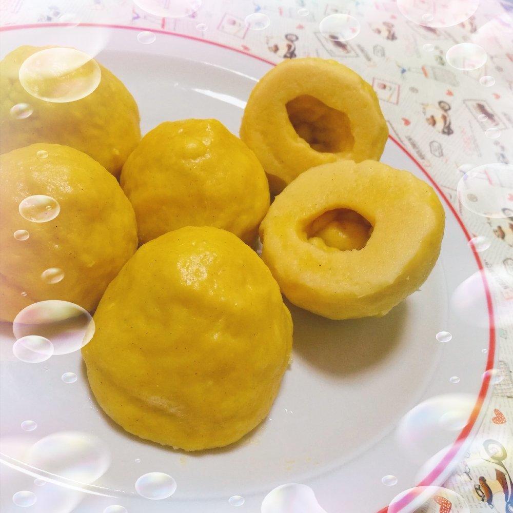 艶儿在林梢做的小米窝头