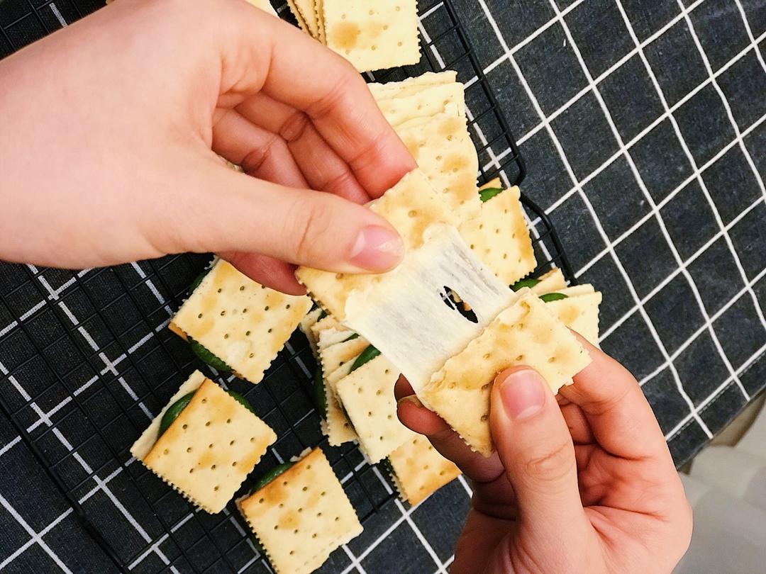 停不下来的牛扎饼干