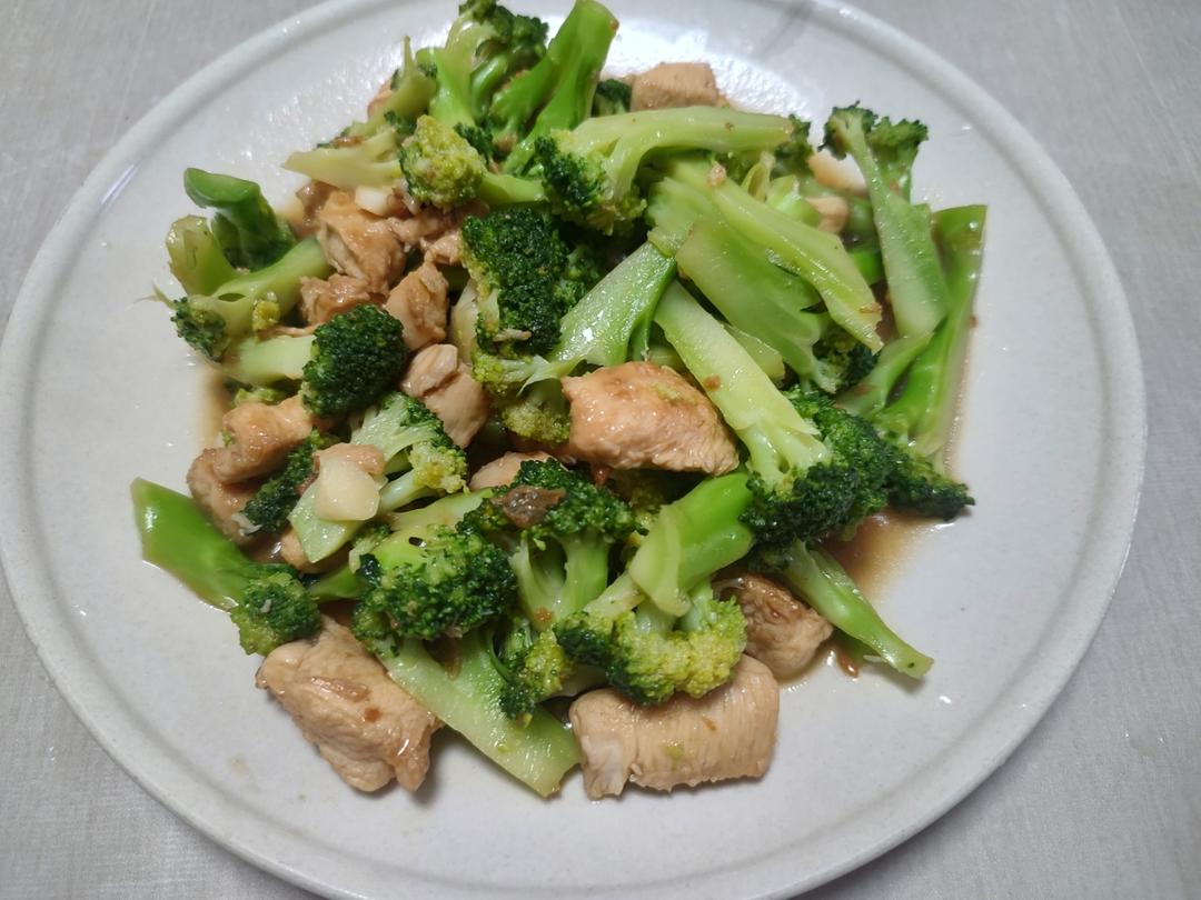 西蓝花炒鸡胸肉