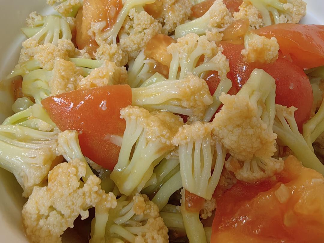 有机花菜炒西红柿