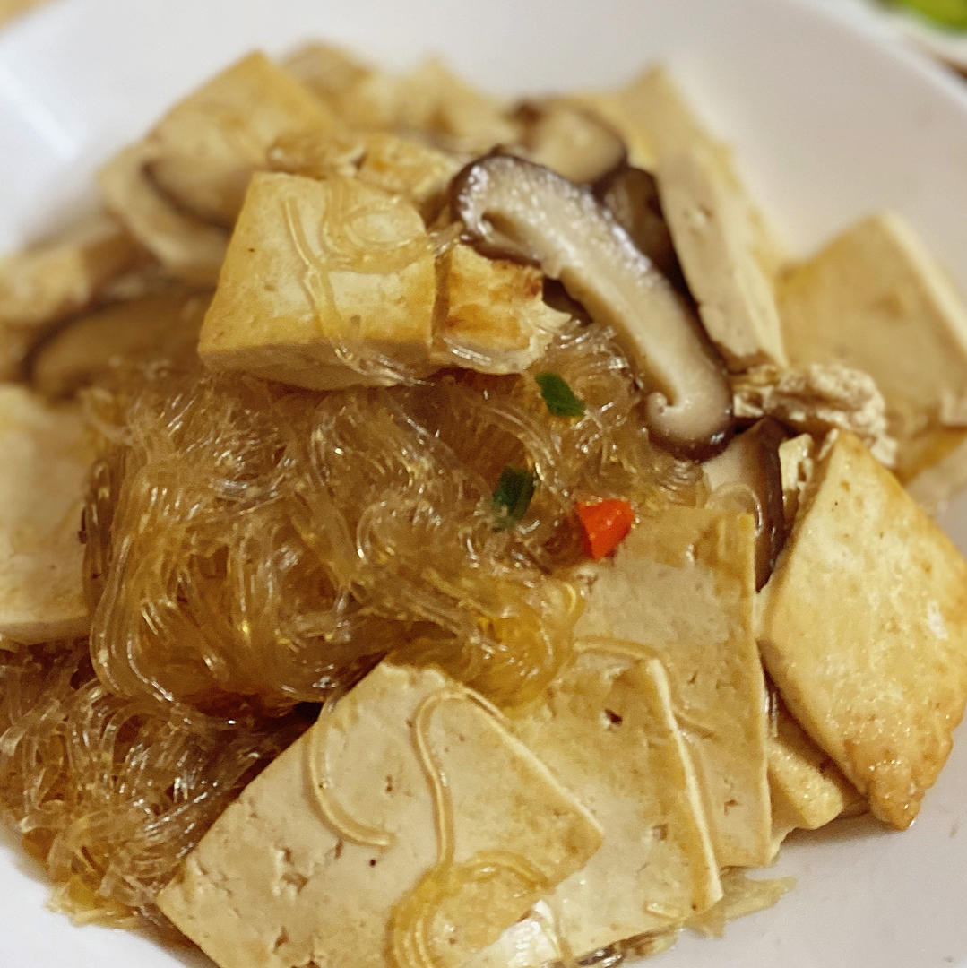 娃娃菜豆腐粉丝煲