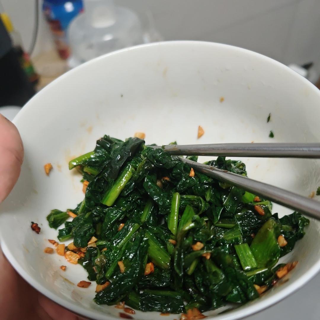 减脂好食——凉拌莴笋叶