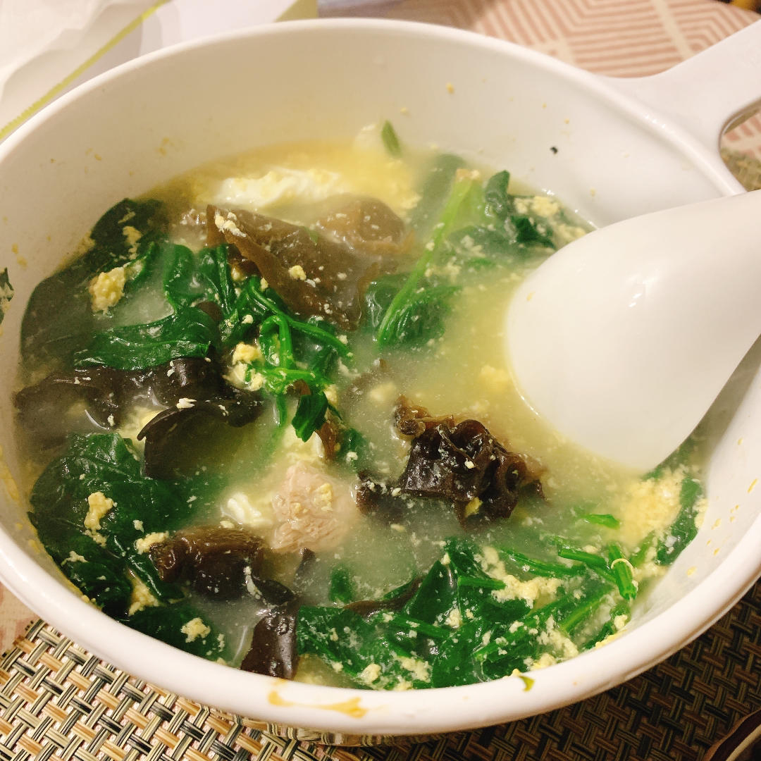 鲜掉眉毛的上汤菠菜汤【简单低脂营养】