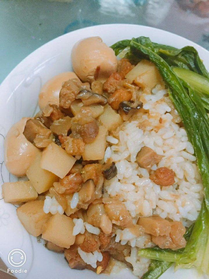好吃到停不下来的卤肉饭