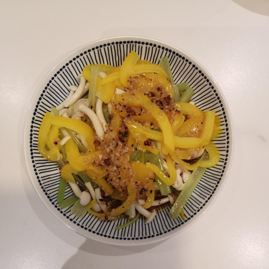 金针菇炝拌三丝