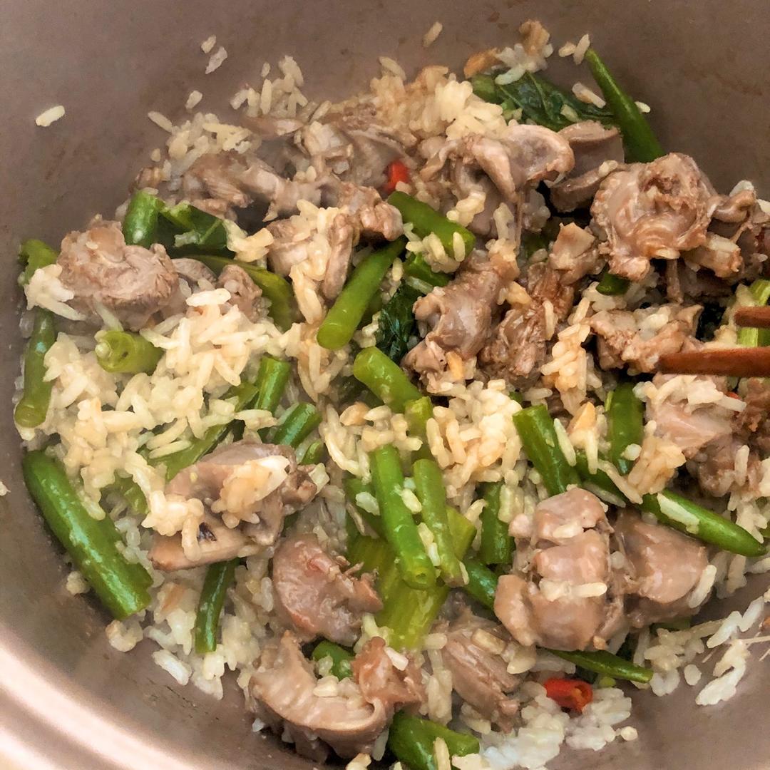 豆角焖饭